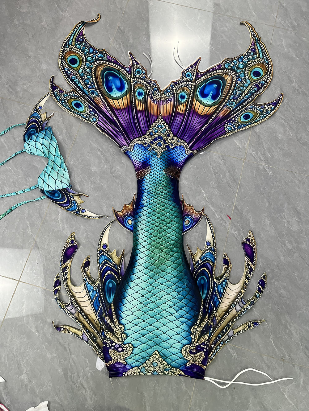 ชุดหางนางเงือกแบบใหม่ หางนางเง - Aquarium บทวิจารณ์และราคา